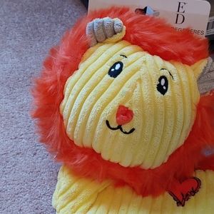 Yellow Orange. Lion.  Ellen Degeneres SALE